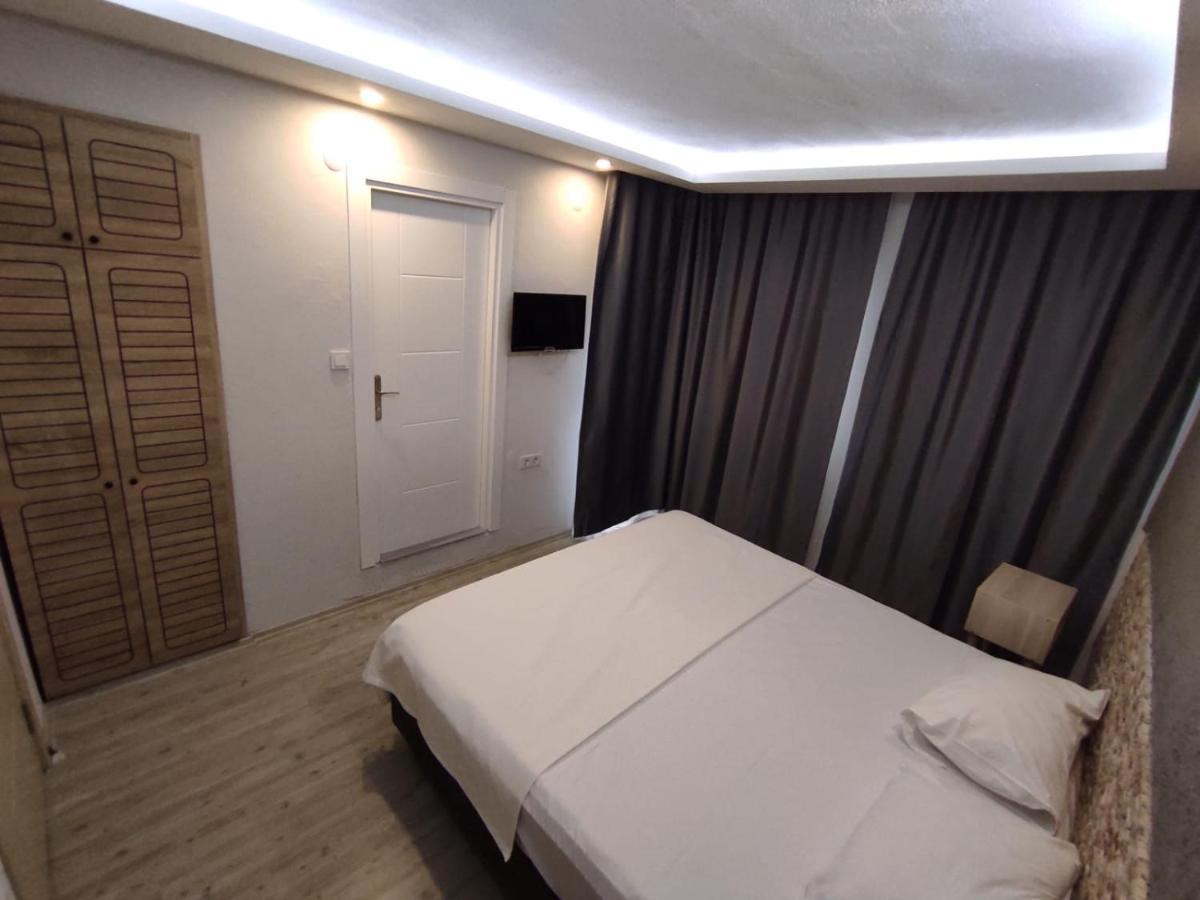 1989 Hotel Sebat Çeşme Zewnętrze zdjęcie