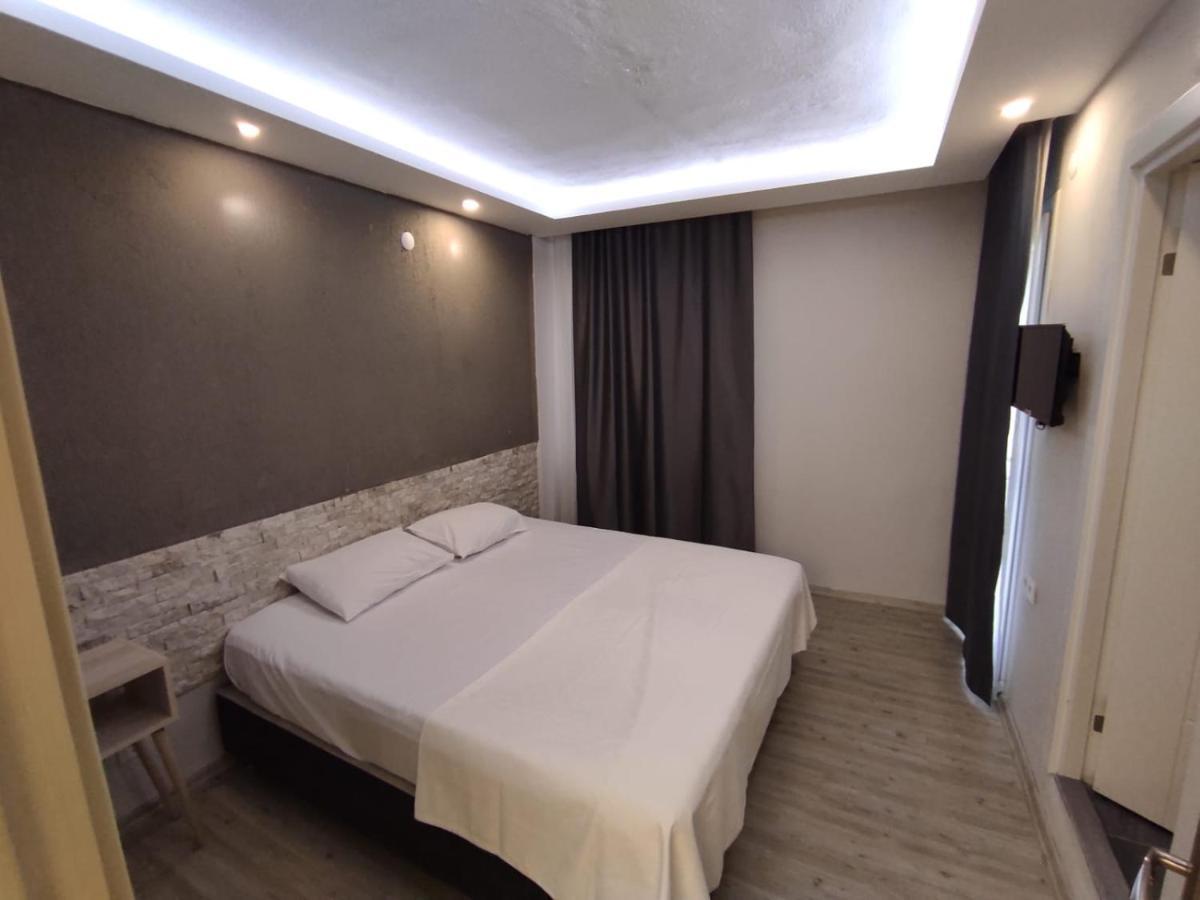 1989 Hotel Sebat Çeşme Zewnętrze zdjęcie