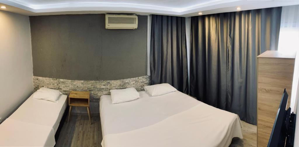 1989 Hotel Sebat Çeşme Zewnętrze zdjęcie