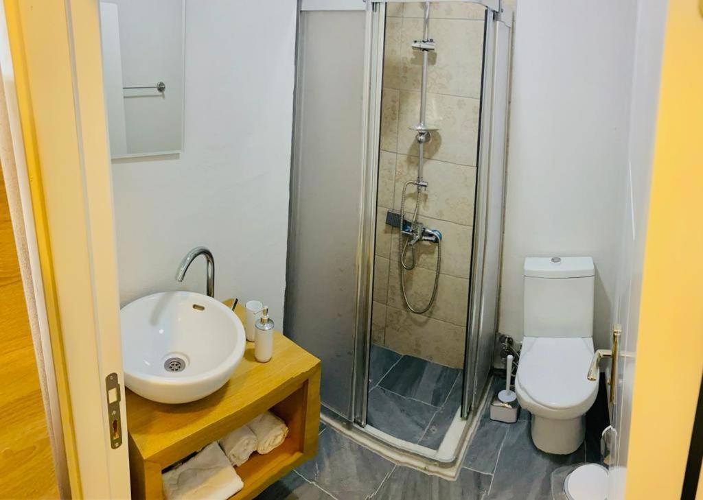 1989 Hotel Sebat Çeşme Zewnętrze zdjęcie