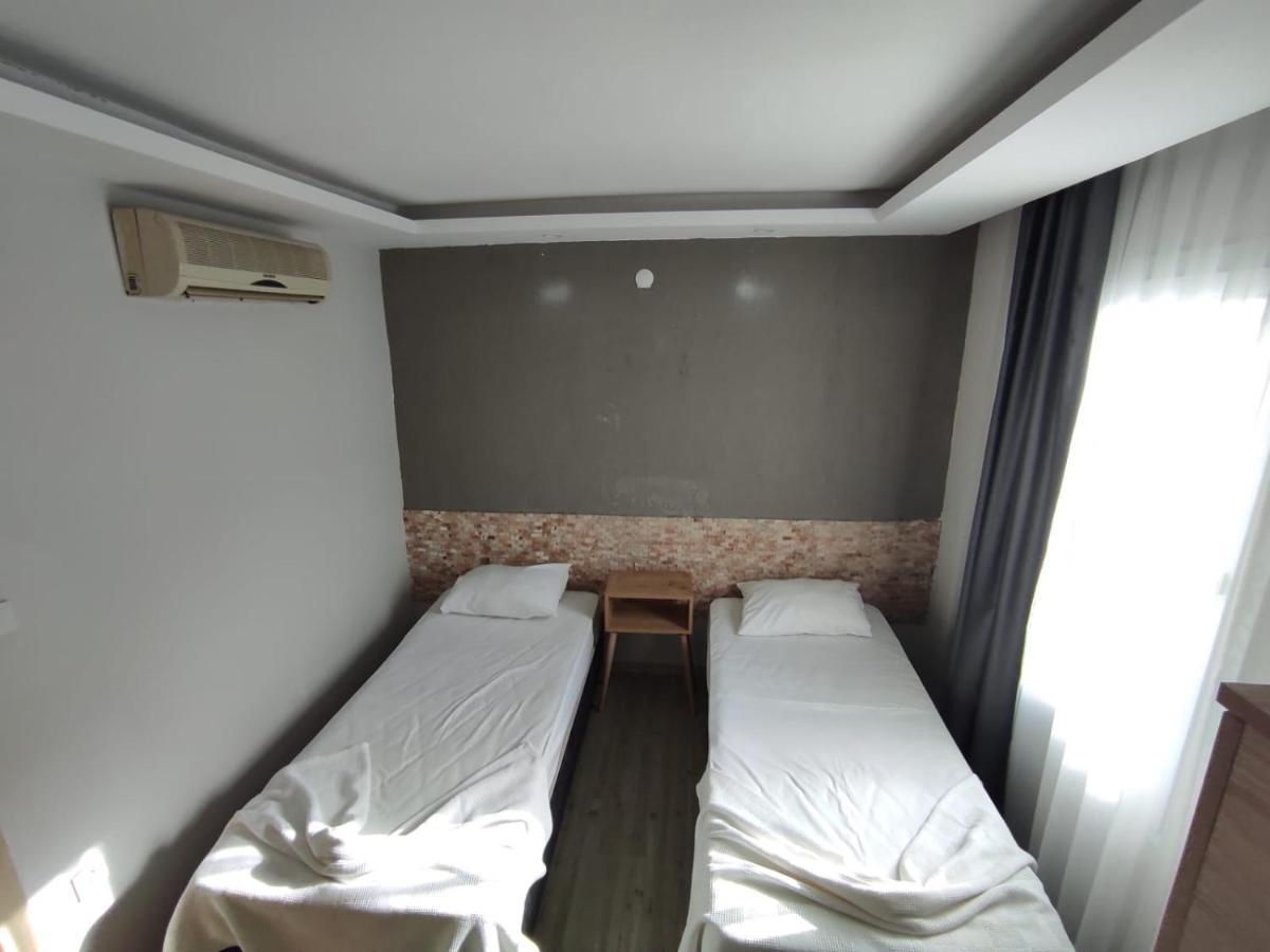 1989 Hotel Sebat Çeşme Zewnętrze zdjęcie