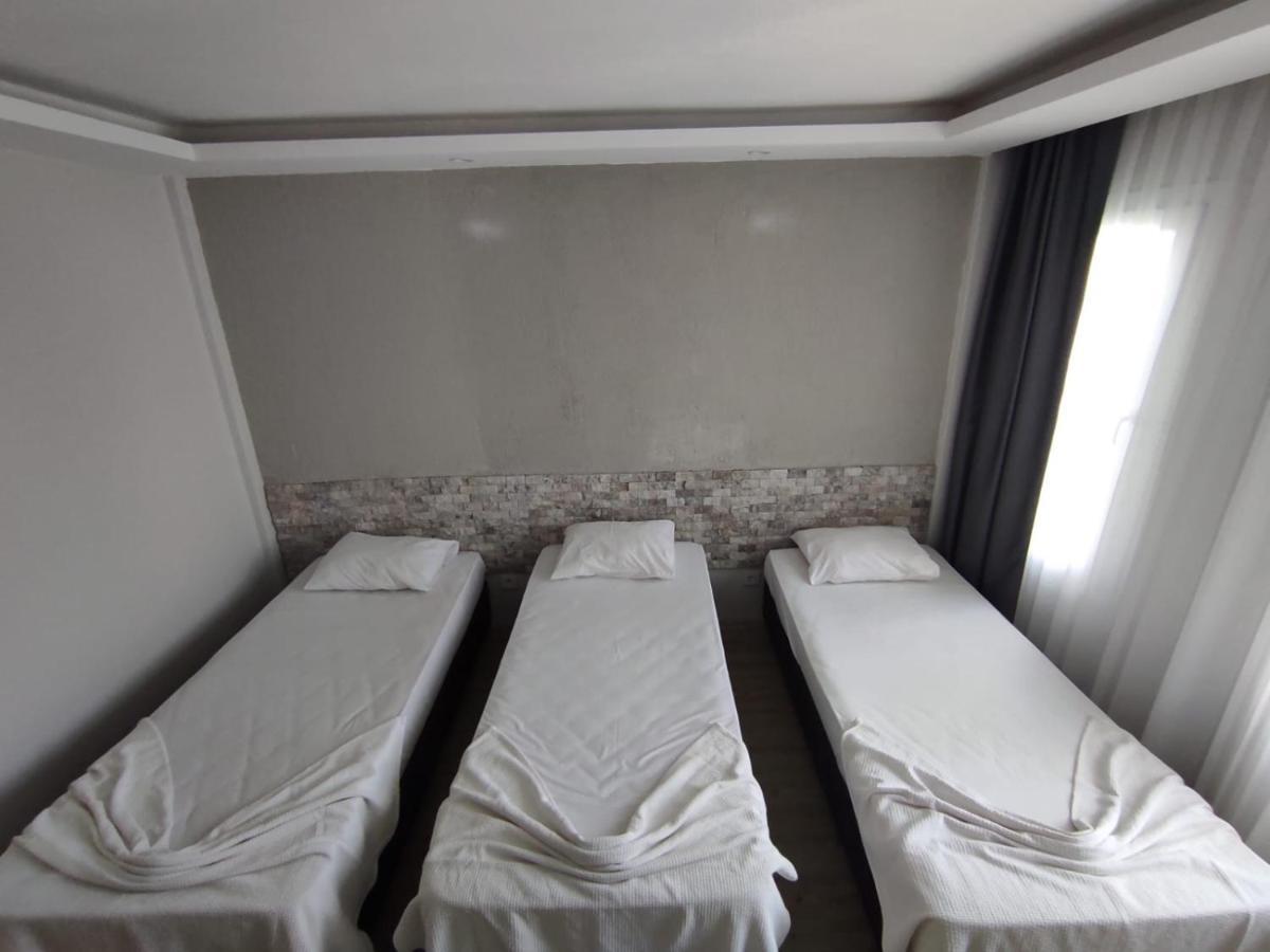 1989 Hotel Sebat Çeşme Zewnętrze zdjęcie