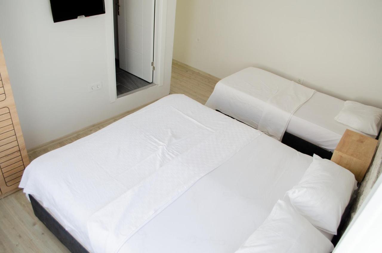1989 Hotel Sebat Çeşme Zewnętrze zdjęcie